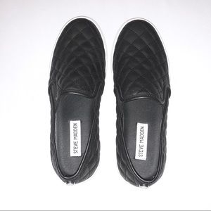 Steven madden black shoes